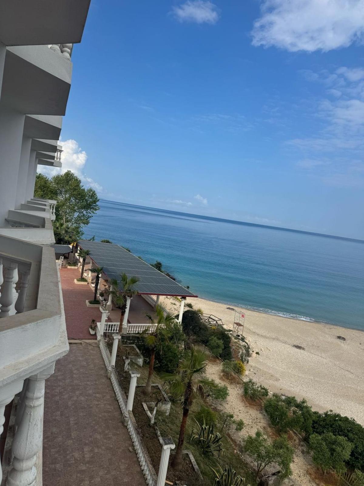 Hotel Dodona Sarande Exterior photo
